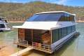 Leading Edge Houseboat Holiday Home on Lake Eildon:Leading Edge on Lake Eildon