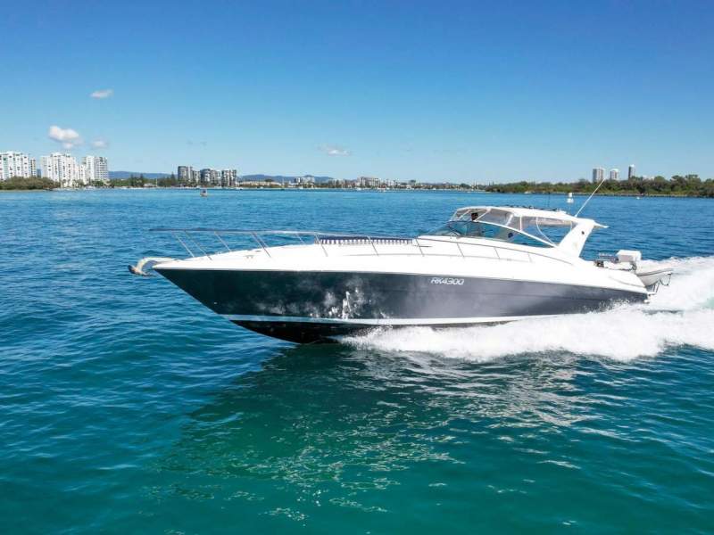 Riviera M430 Sports Cruiser