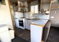 CHARLIE BROWN Compact one bed, one bath, houseboat