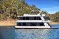 Xtreme Houseboat Holiday Home on Lake Eildon:Xtreme on Lake Eildon