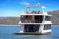 Xtreme Houseboat Holiday Home on Lake Eildon:Xtreme on Lake Eildon