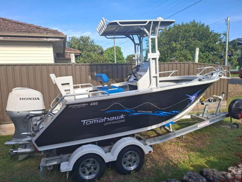 Formosa Tomahawk Offshore 480 Centre Console