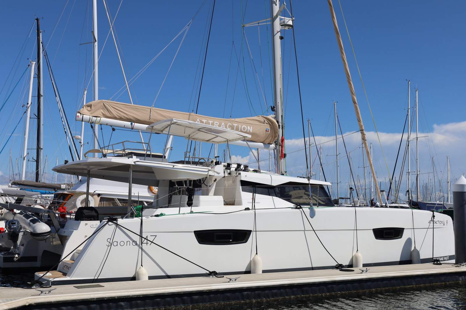 Fountaine Pajot Saona 47