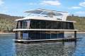 Chattahoochee Houseboat Holiday Home @ Lake Eildon:Chattahoochee @ Lake Eildon