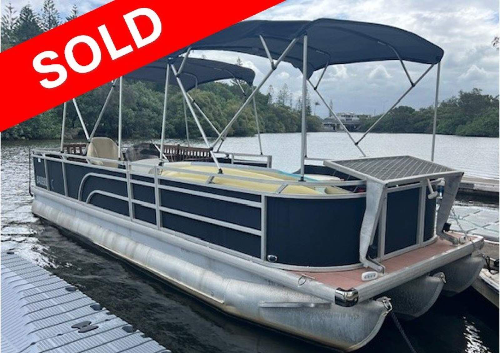 Pacific Pontoons 250 7.5m