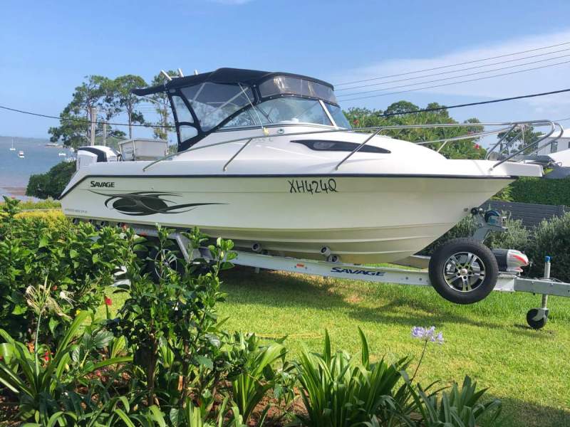 Savage Half Cabin 655C 2014 powered by Evinrude ETEC G2