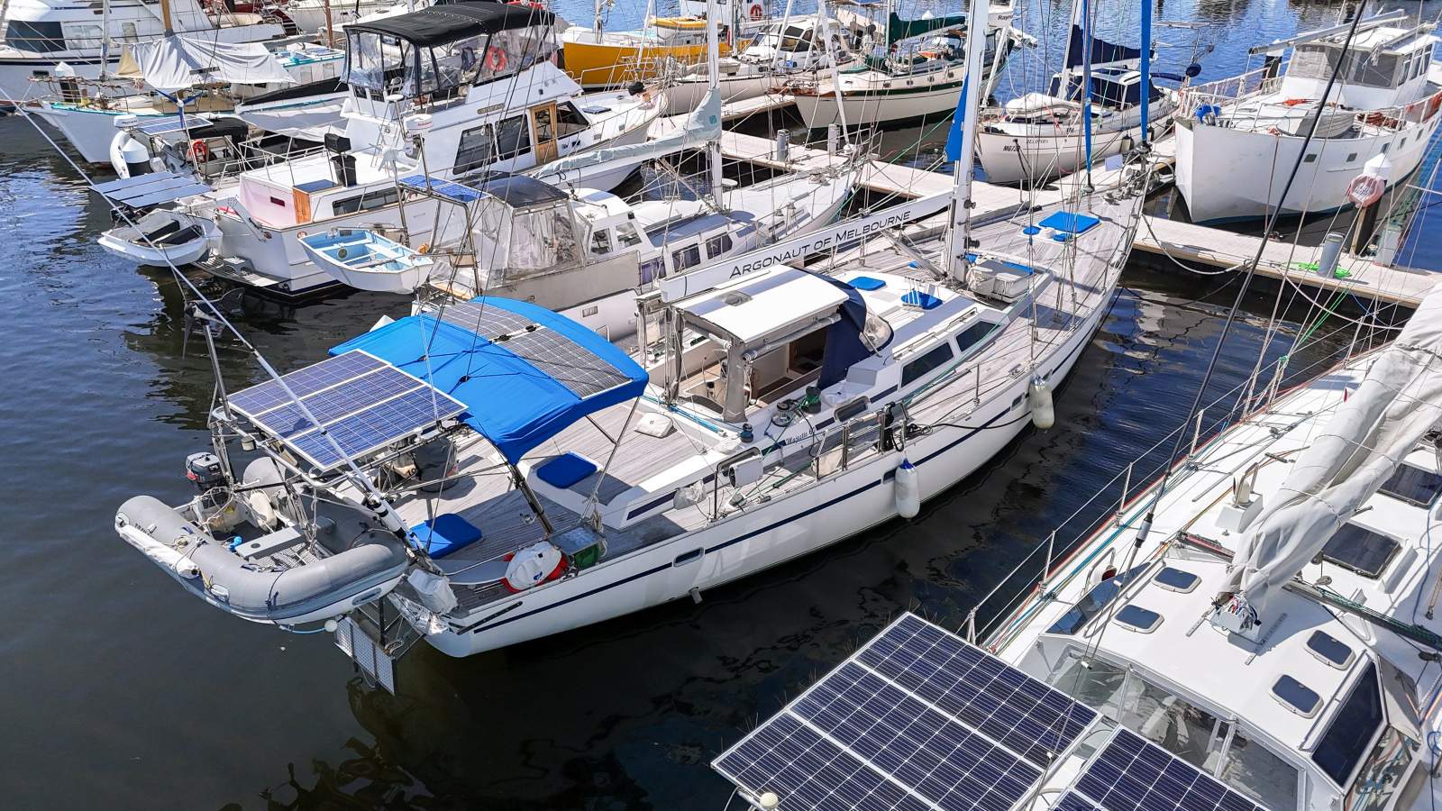 Majestic 60 HIGH VOLUME SPACIOUS BLUE WATER CRUISER