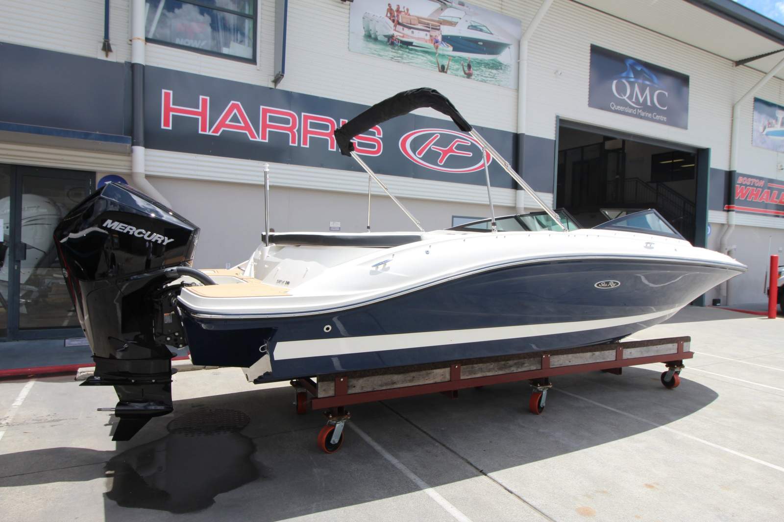 Sea Ray 210 SPX OB Bowrider
