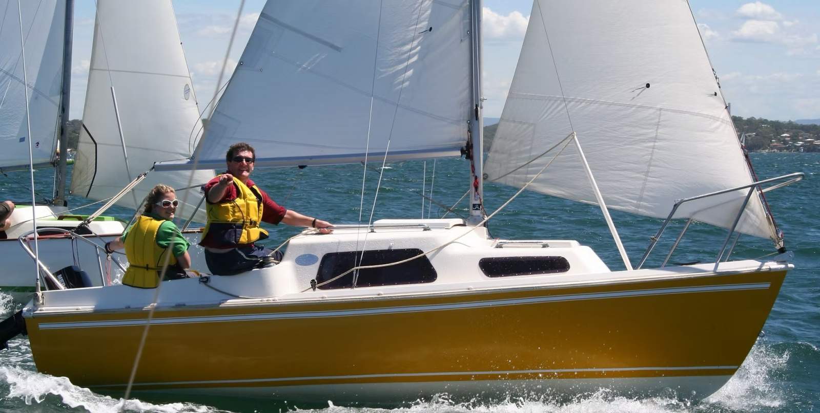Compass Careel 18 Compass Careel 18 Red Trailer sailer on regd Tlr