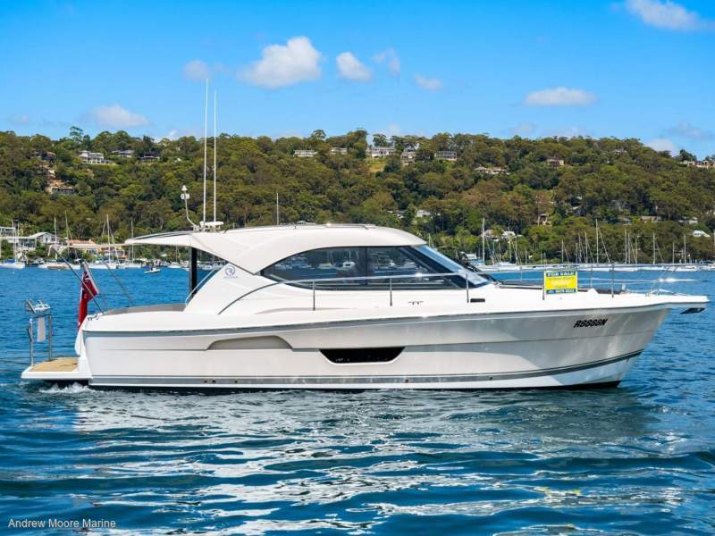 Riviera 3600 Sport Yacht Series 11