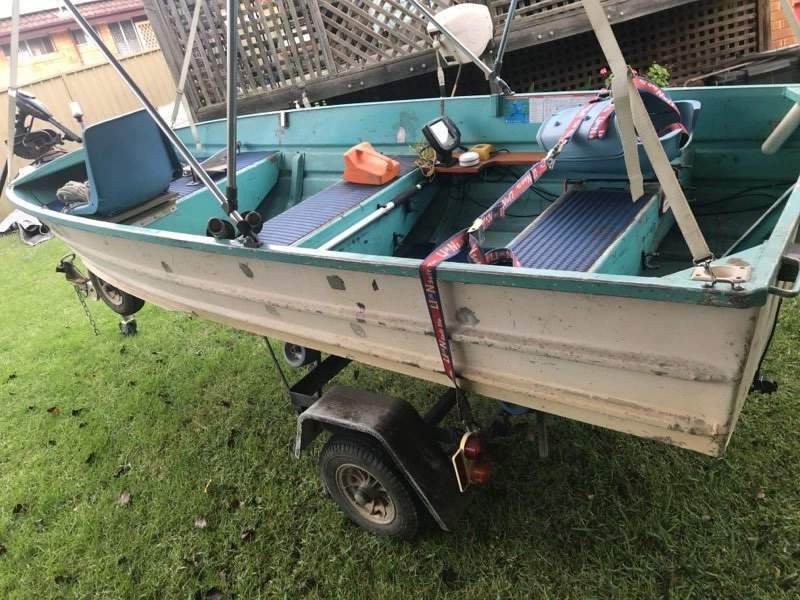 3.7m V nosed runabout with trailer