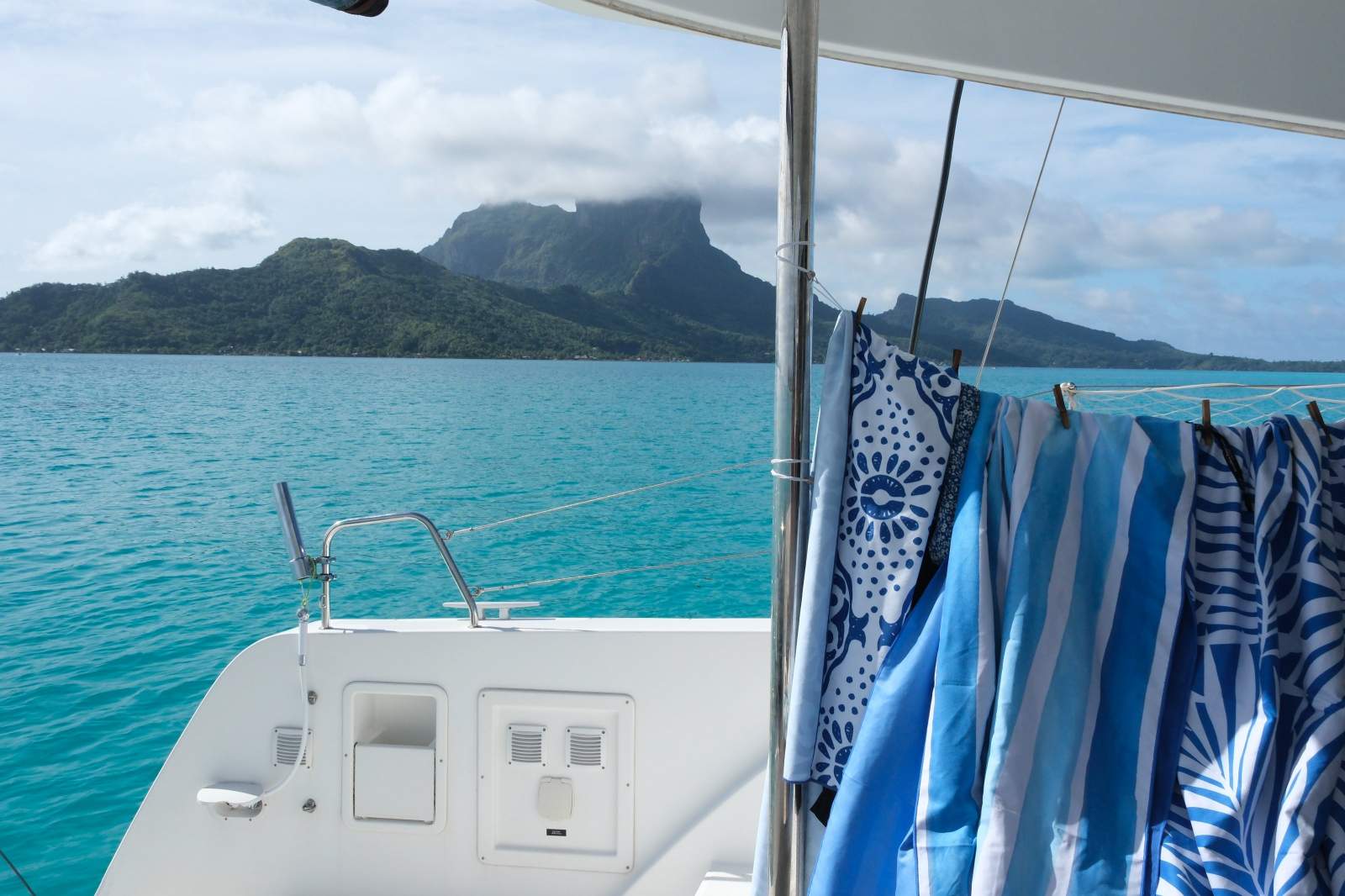 Lagoon 400 S2 2016 (Antifoul and polish 19/2/25 OoW survey free):Bora Bora