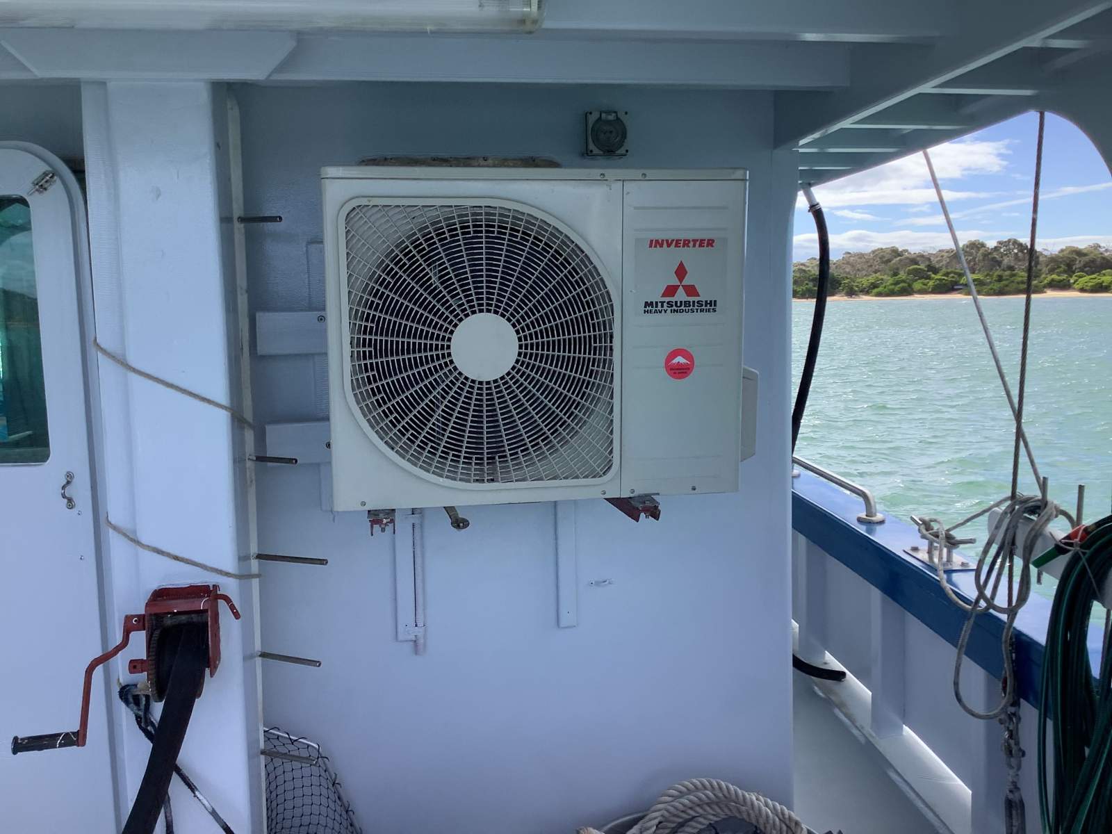 Liveaboad motor sailer trawler converted 2005