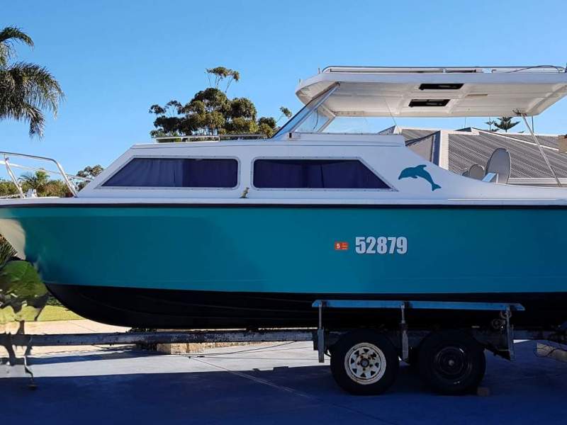 Guardian 24 Cabin Cruiser