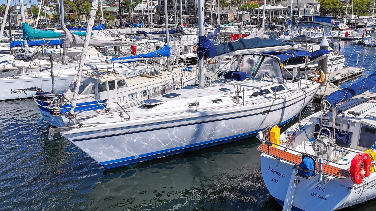 Catalina 42 MK II EXCELLENT PRESENTATION WITH MANY UPGRADES!