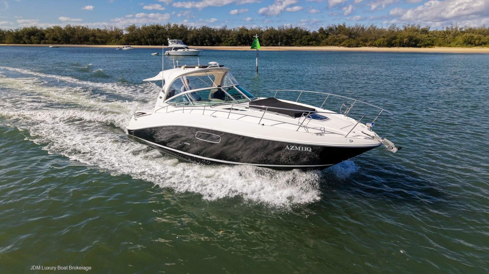 Sea Ray 375 Sundancer
