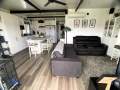 CHIT CHAT, Family live aboard, 2/3 Bed, Houseboat.