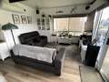 CHIT CHAT, Family live aboard, 2/3 Bed, Houseboat.