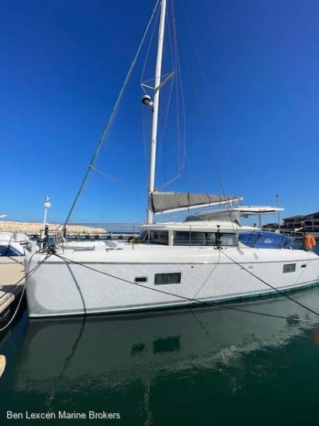 Lagoon 420 3 CABIN OWNERS VERSION