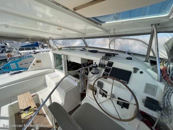 Lagoon 420 3 CABIN OWNERS VERSION