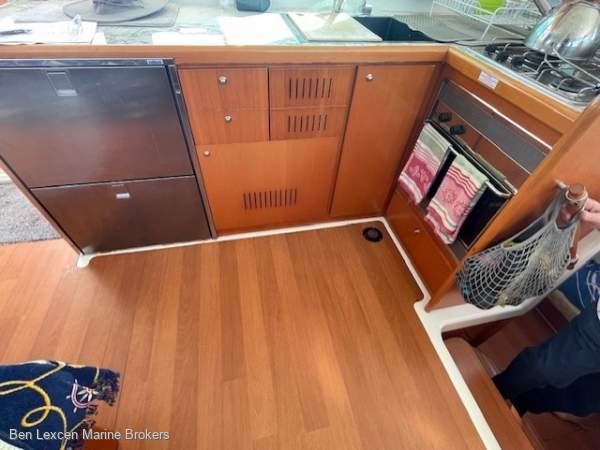Lagoon 420 3 CABIN OWNERS VERSION