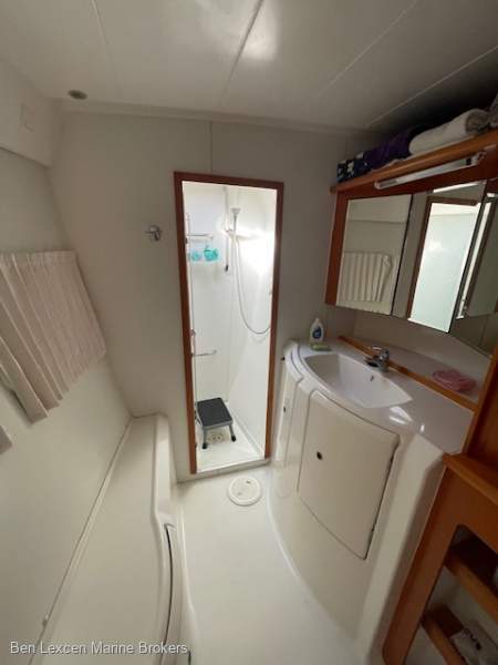 Lagoon 420 3 CABIN OWNERS VERSION