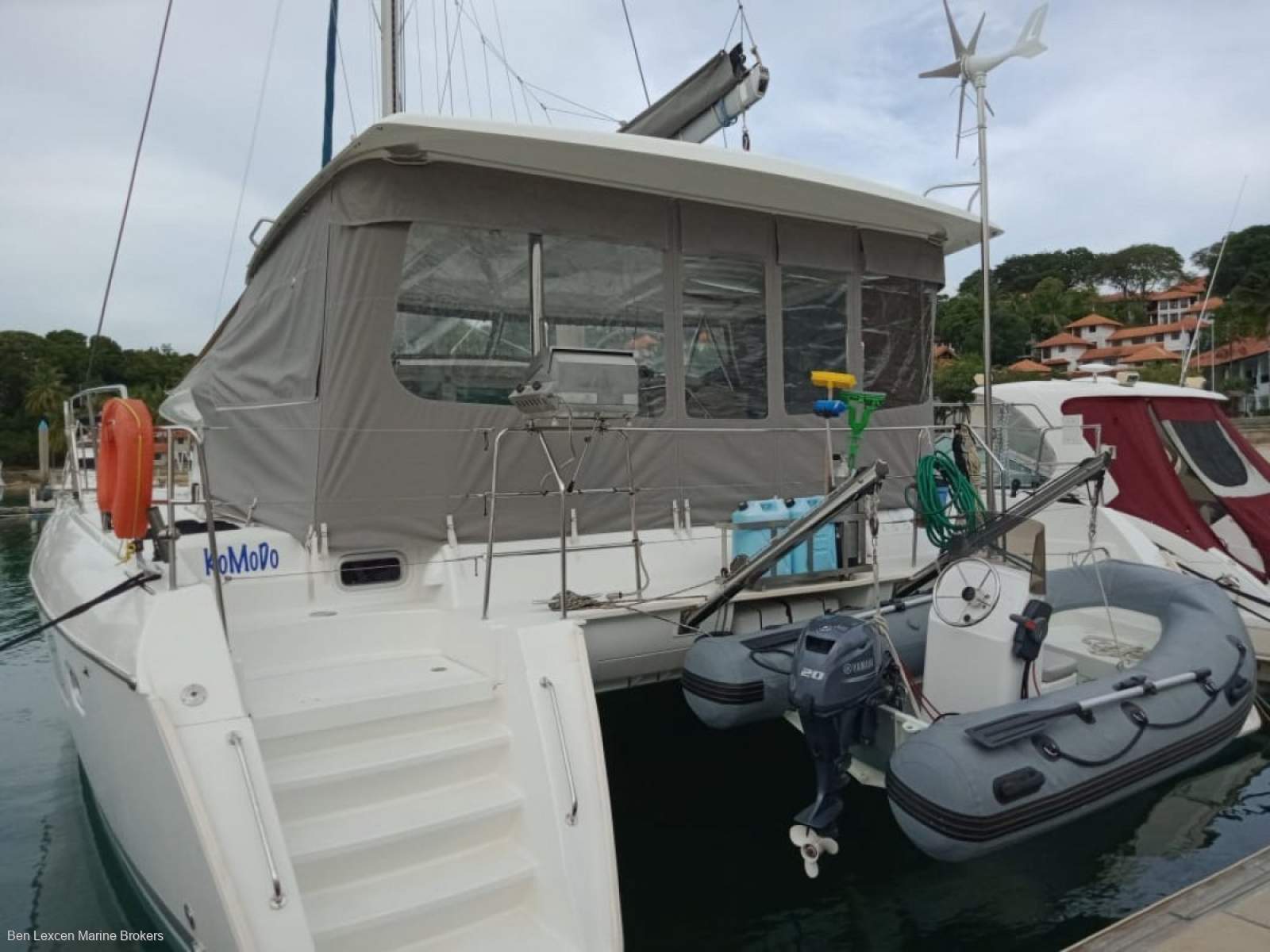 Lagoon 420 3 CABIN OWNERS VERSION