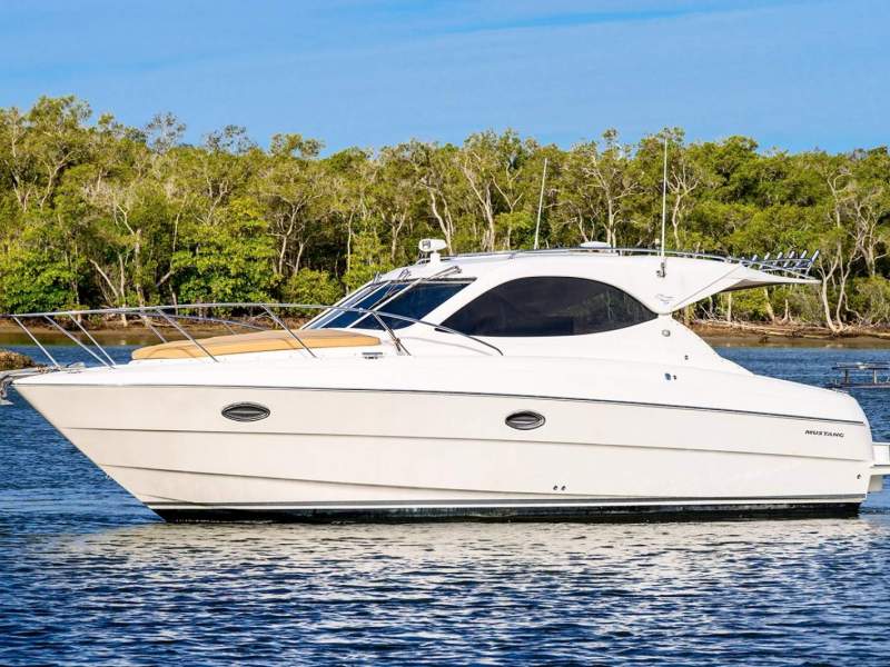 Mustang 32
