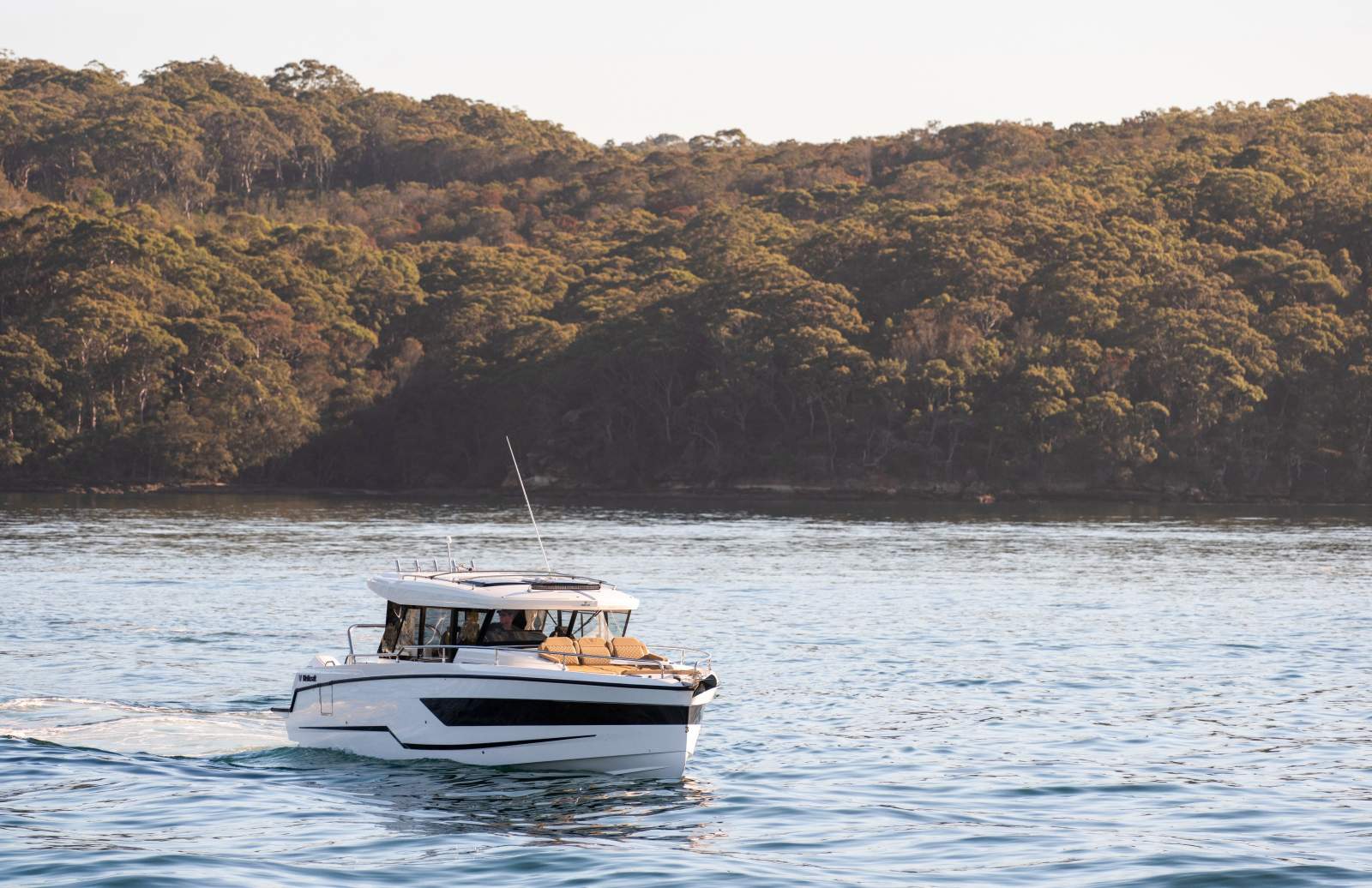 Wellcraft 355 Commuter