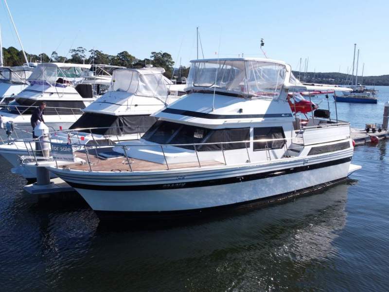 Ranger 40 Sundeck