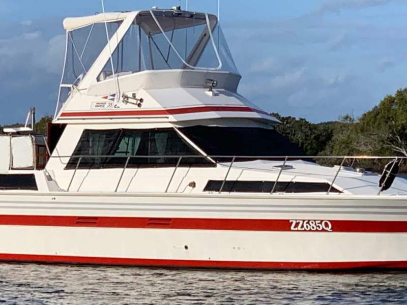 Ranger 35 Sundeck Aft Cabin Clever Design Allowing 3 Cabins and 2 WC in 35 ft