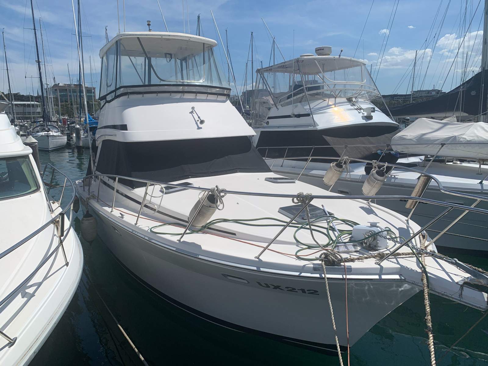 Riviera 36 Flybridge