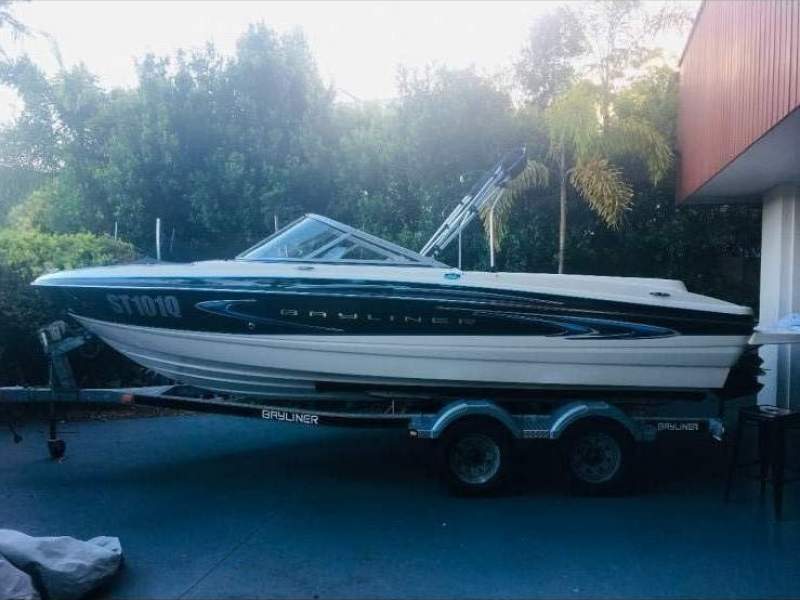 Bayliner 195 Bowrider 2006 Bayliner 195 SE