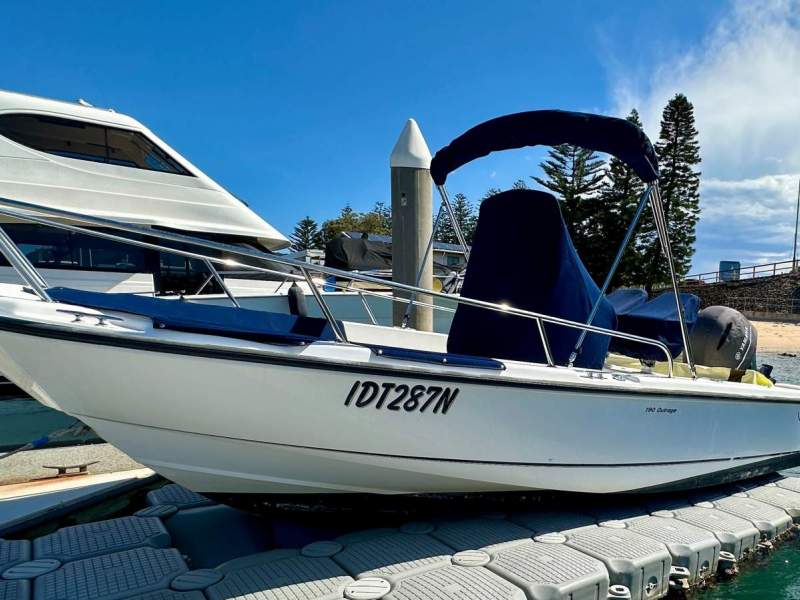 Boston Whaler 190 Outrage