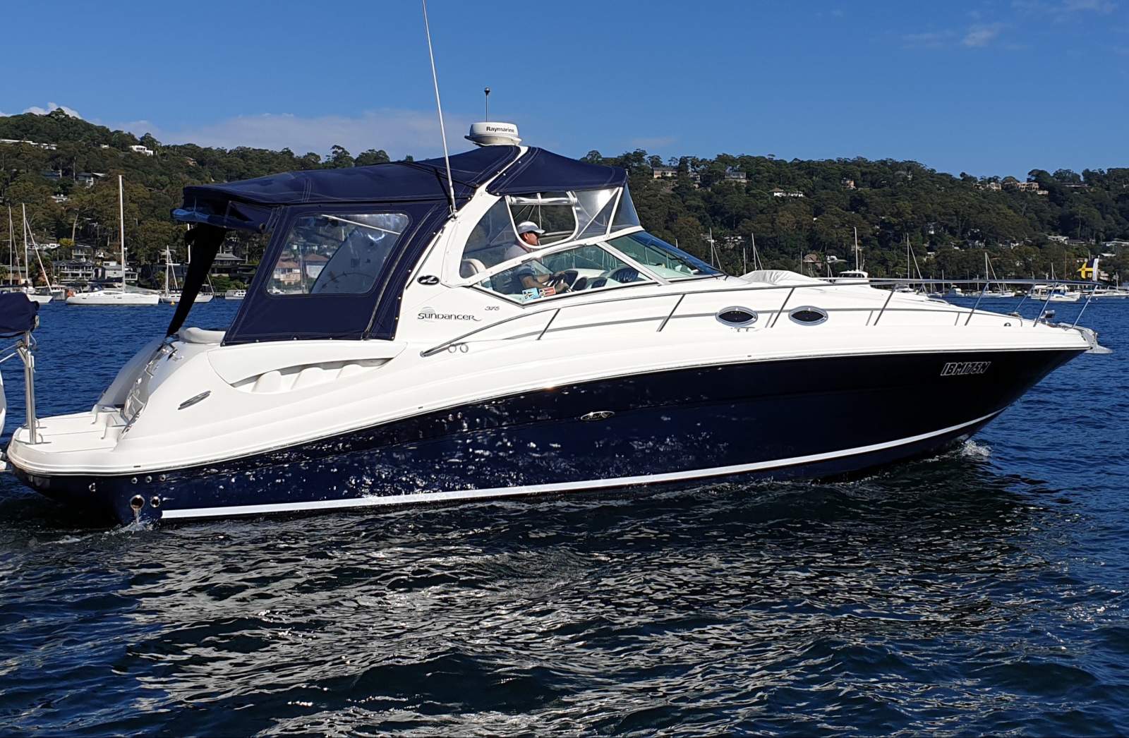 Sea Ray 375 Sundancer