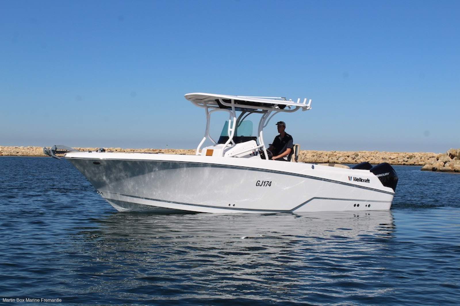 Wellcraft 262 Centre Console with Twin 225Hp Mercury Outboards