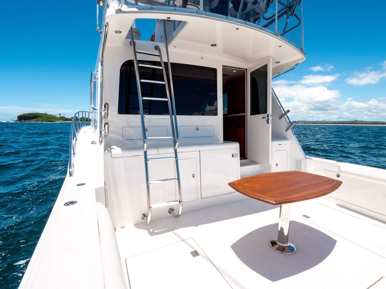 Cabo 48 Flybridge Sportfish