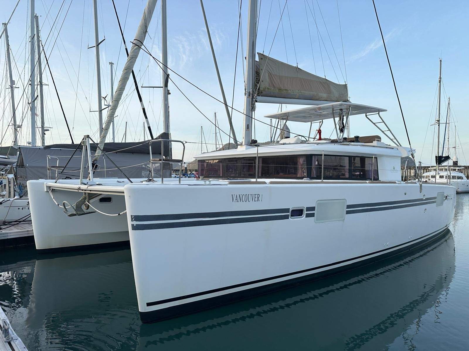 Lagoon 450F for sale in Langkawi, Malaysia.:Seaspray Yacht Sales Langkawi Malaysia