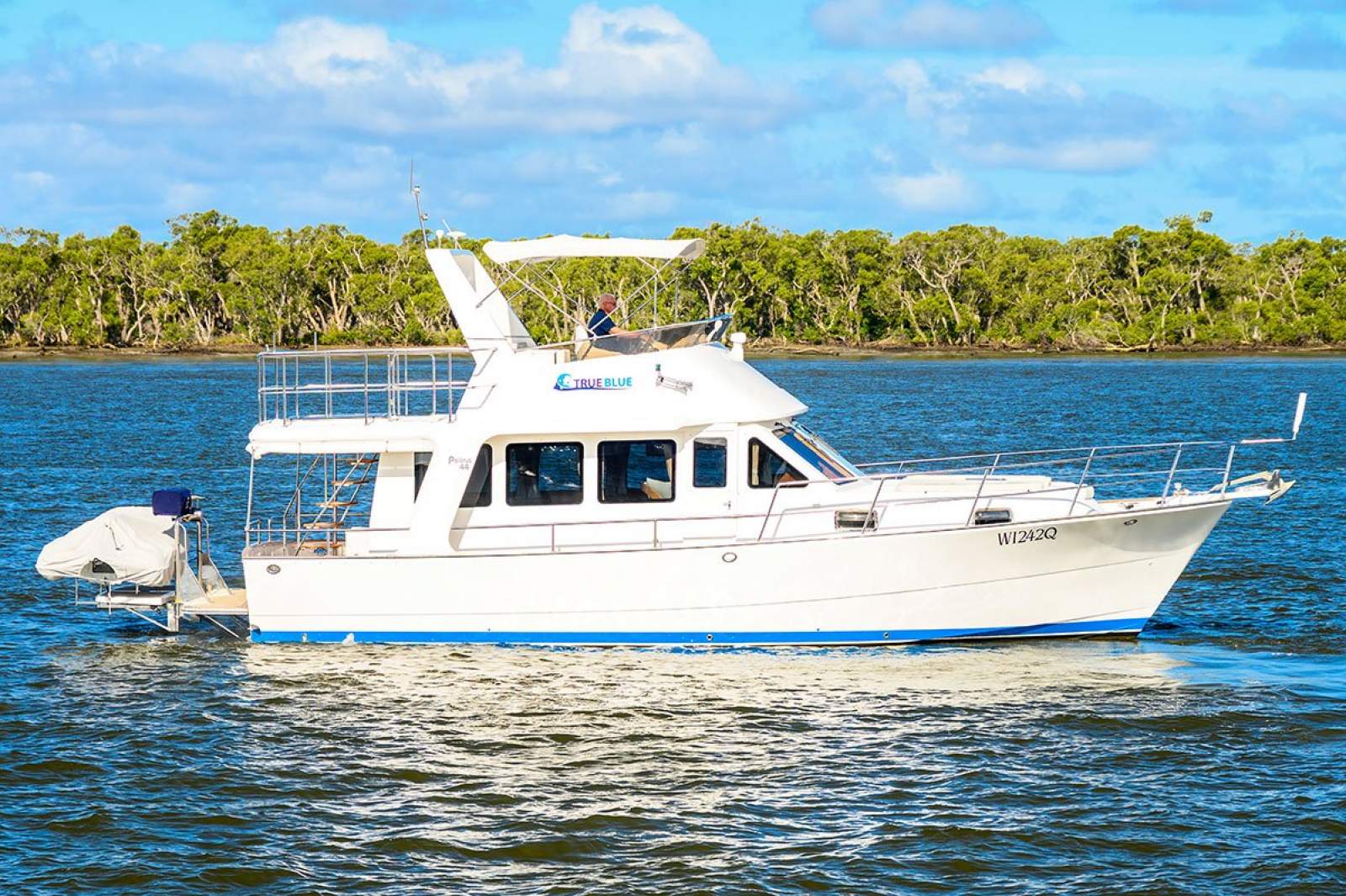 Pelorus 44 Flybridge