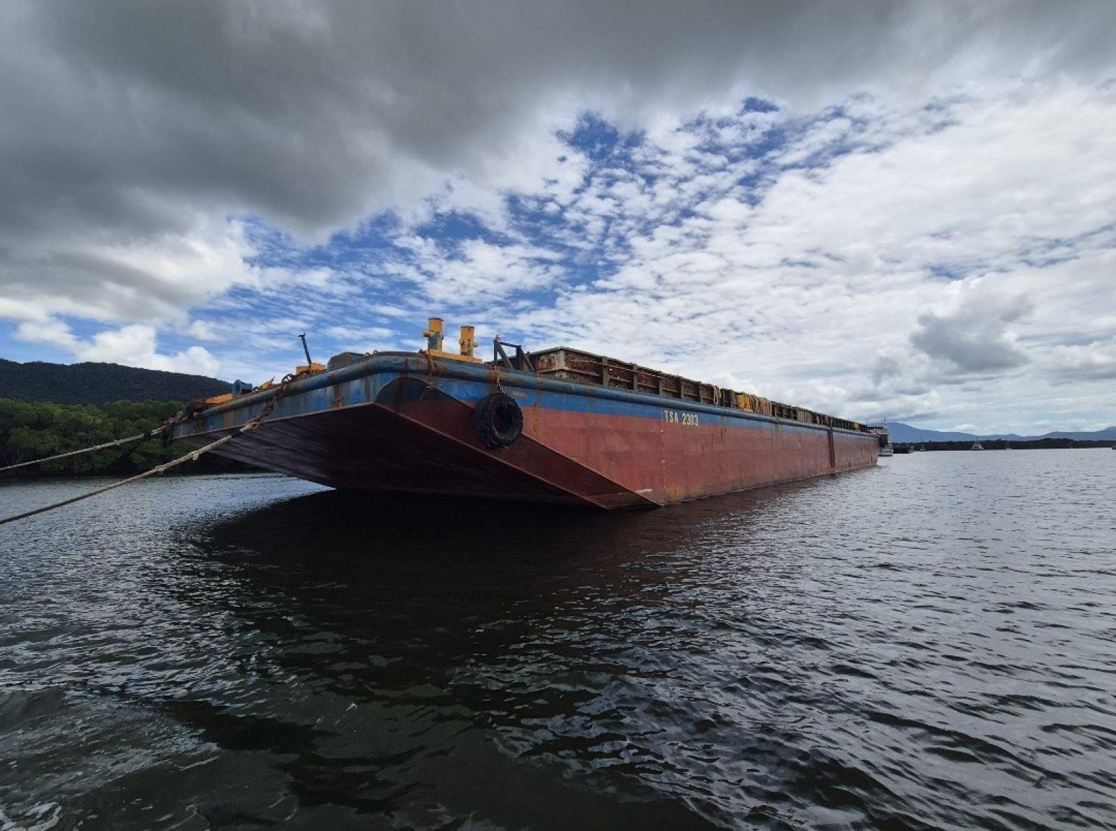 70m Deck Cargo Barge "2303"