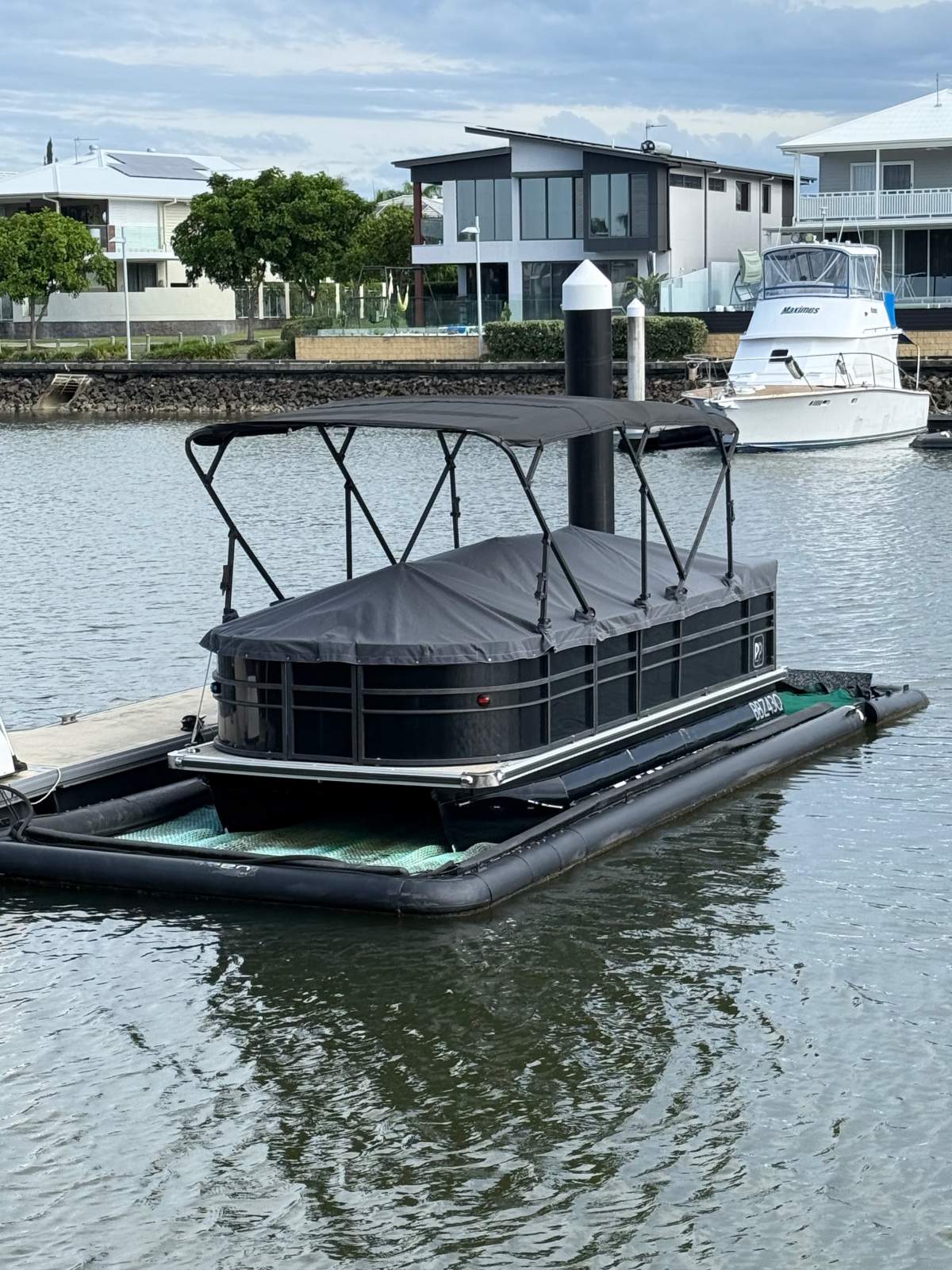 Platinum Pontoon Boats 19 Platinum Including SEAPEN