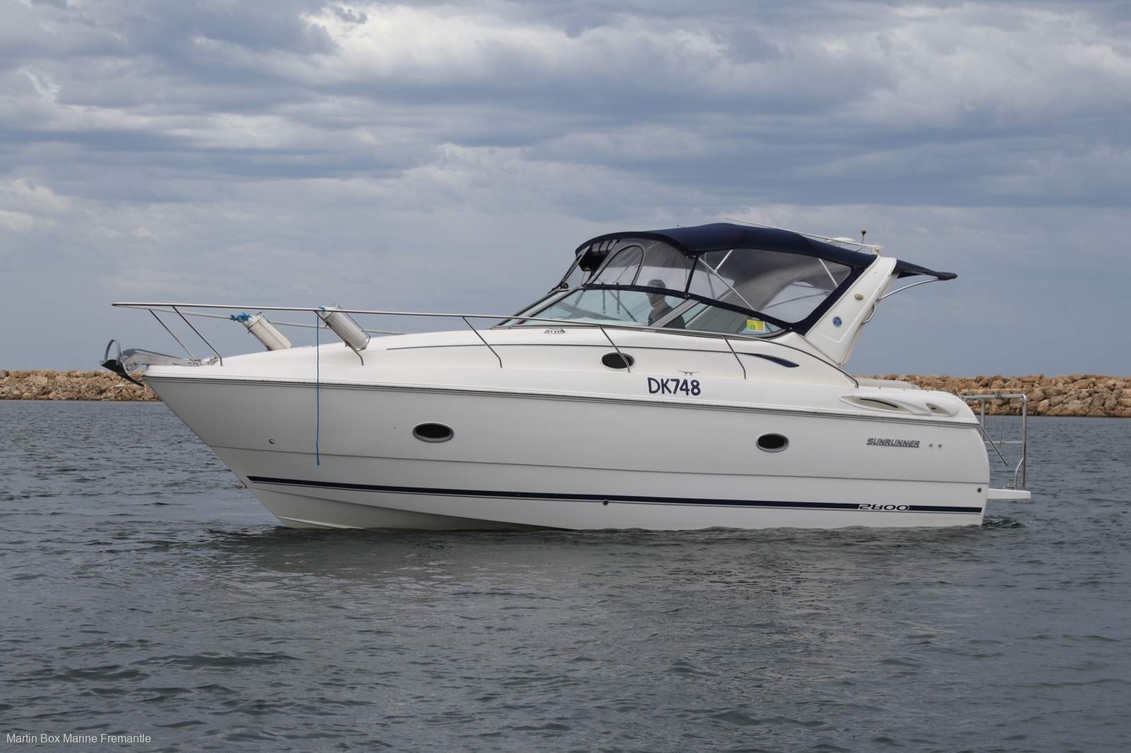 Sunrunner 2800 with Bow Thruster