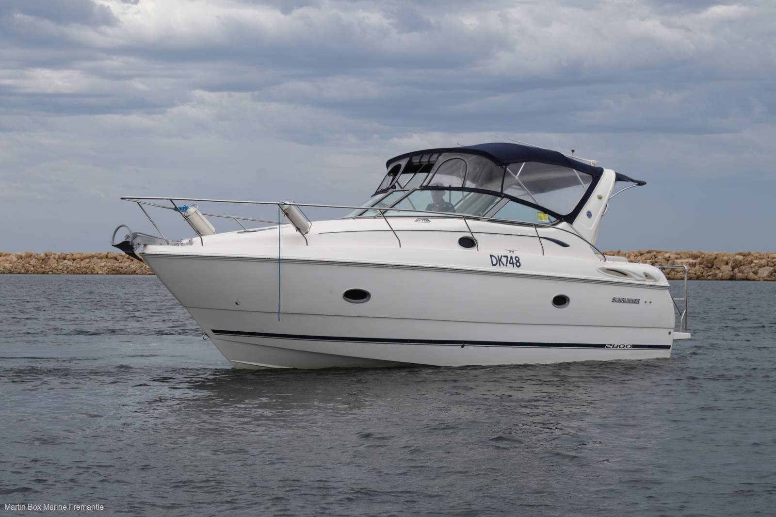 Sunrunner 2800 with Bow Thruster