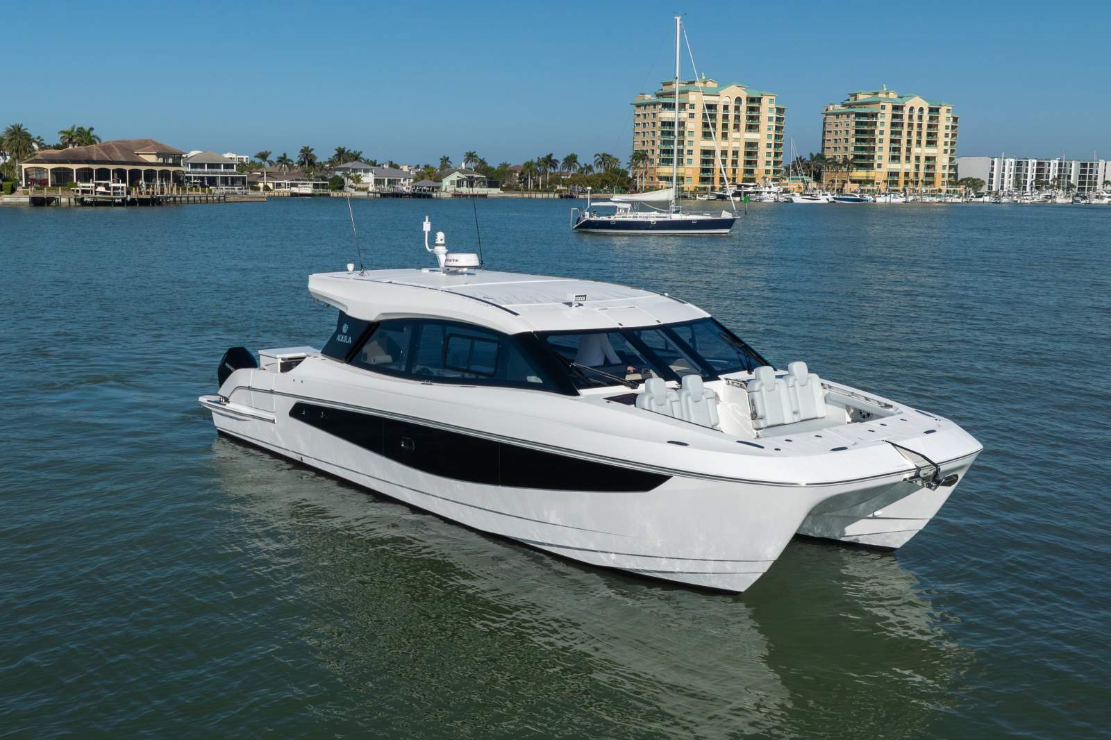 Aquila 42 Coupe
