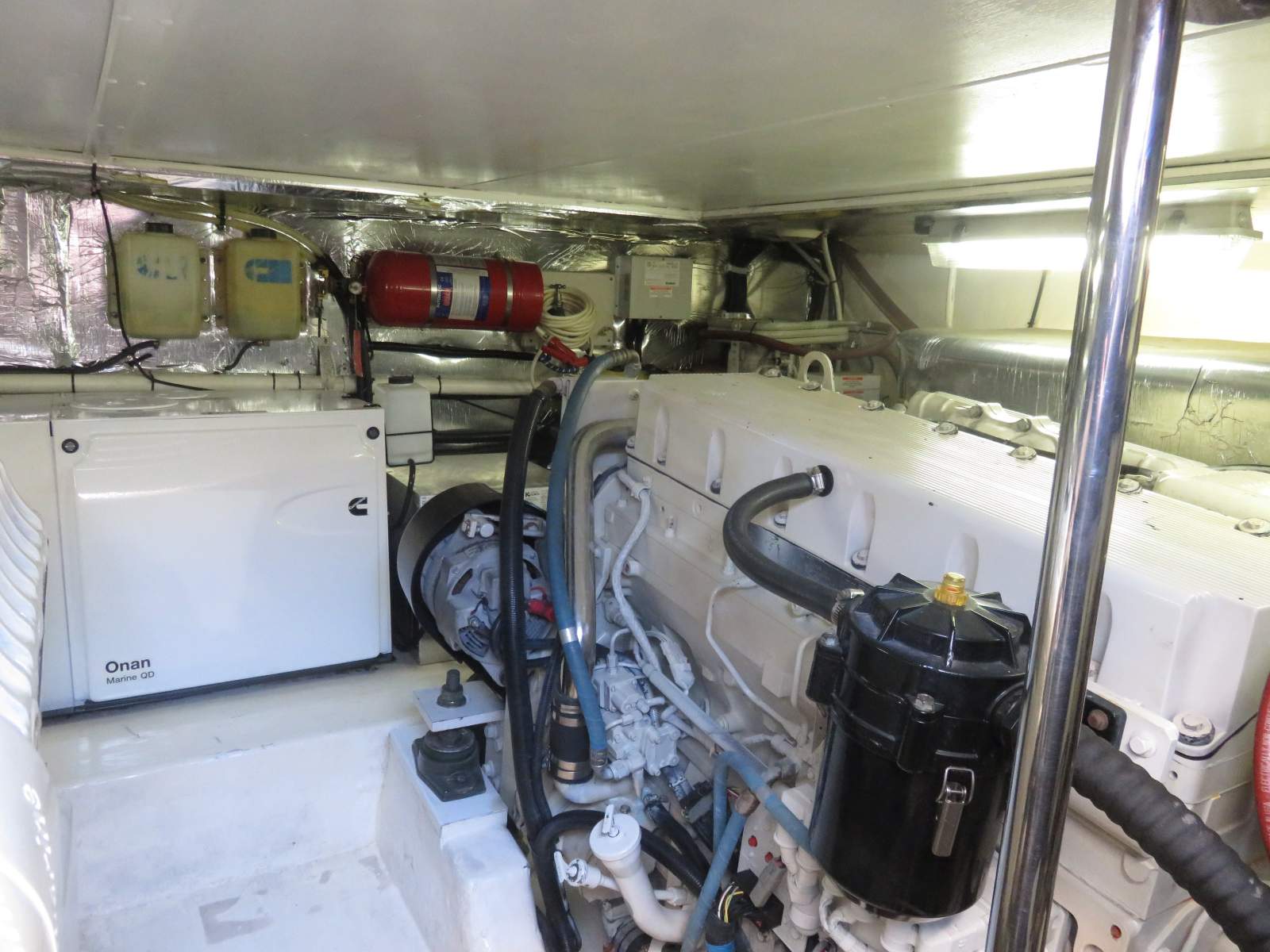 Riviera 47 Flybridge Convertible