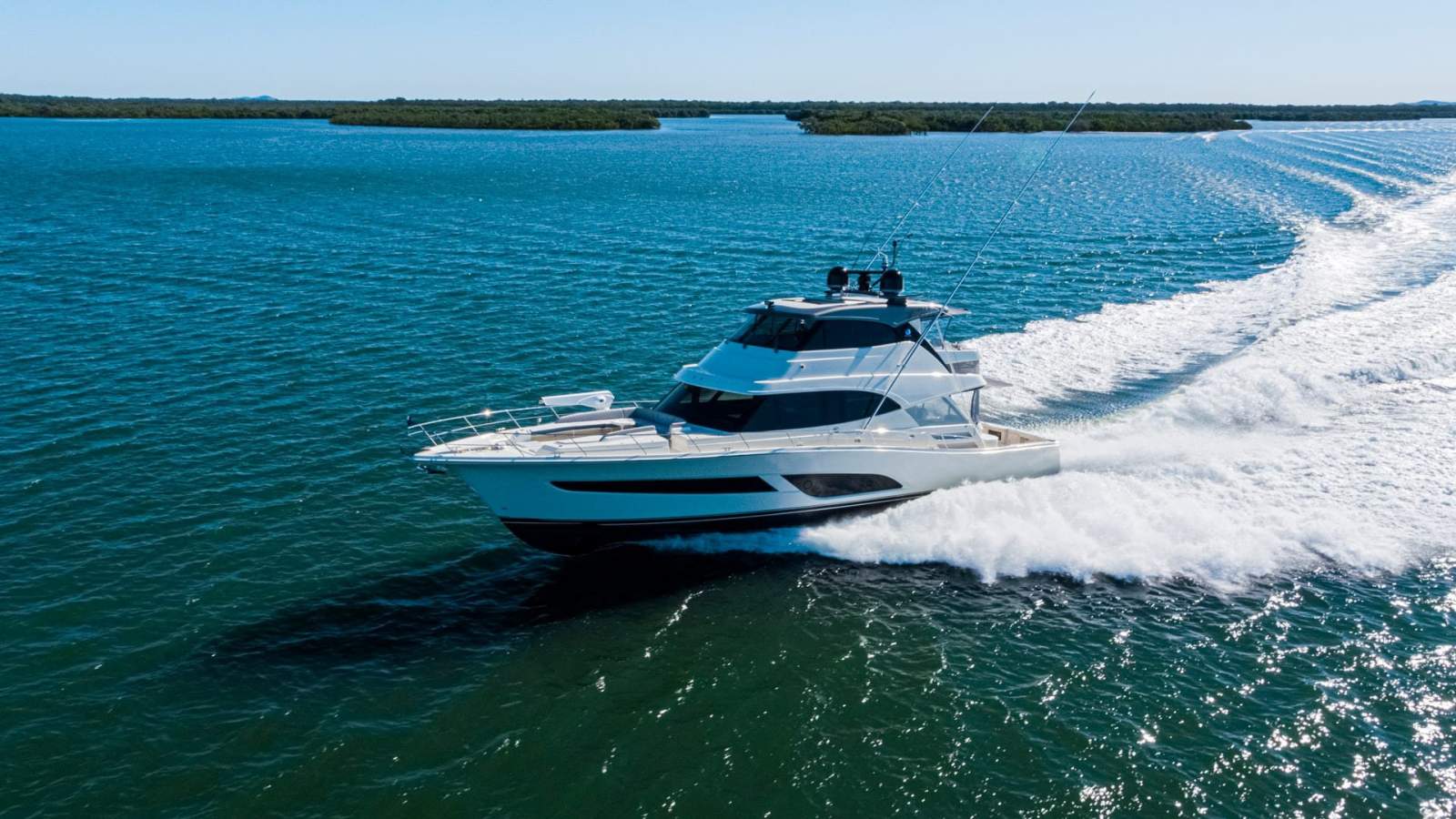 Riviera 64 Sports Motor Yacht