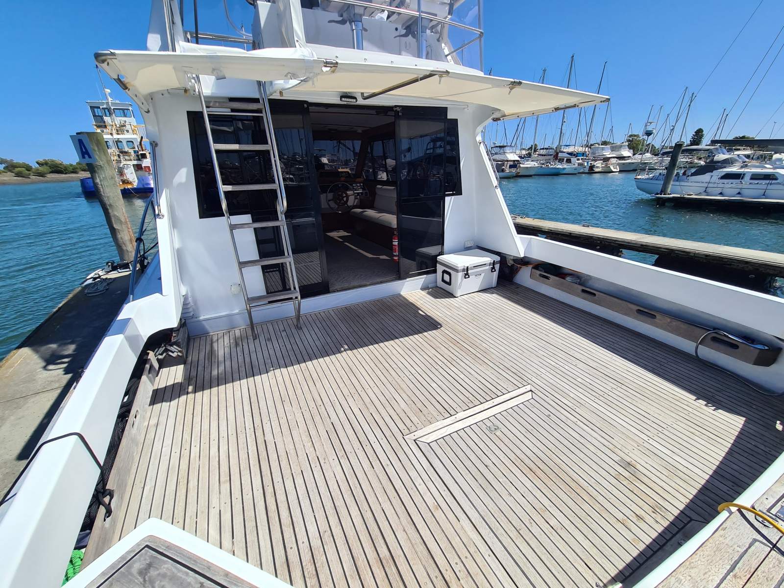 Outsider 42 Grandsport