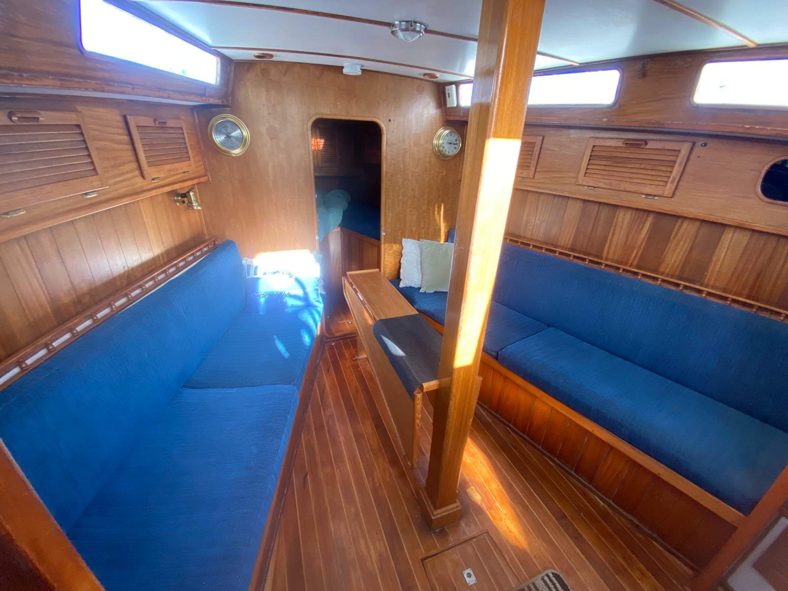 Martzcraft 35 "Osprey" *** OWNER SAYS SELL ***