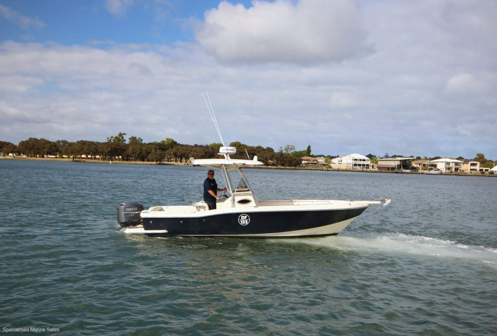Scout 235 Sportfish *** NIGHT VISION INSTALLED !! *** $ 94,000 ***