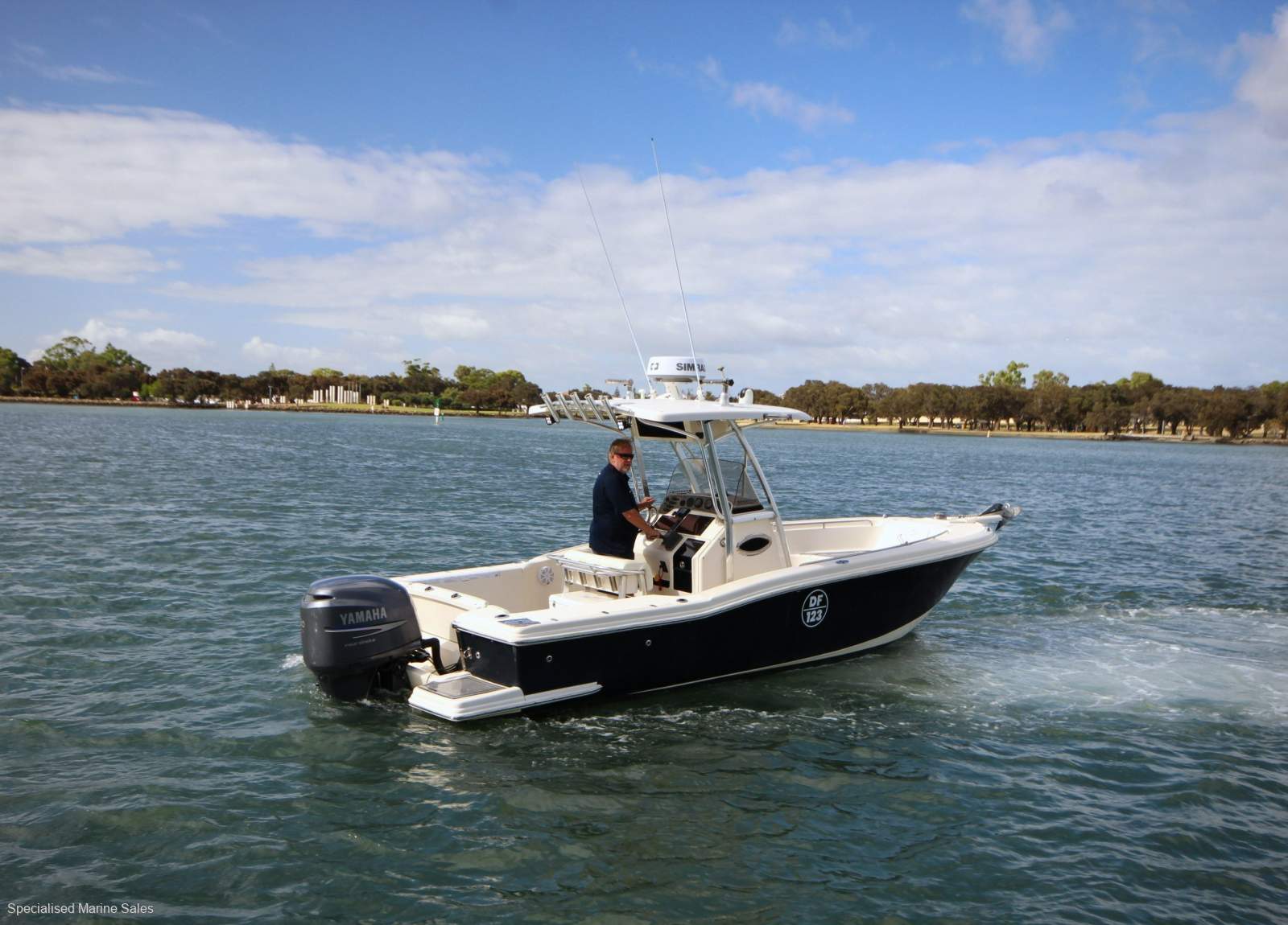Scout 235 Sportfish *** NIGHT VISION INSTALLED !! *** $ 94,000 ***